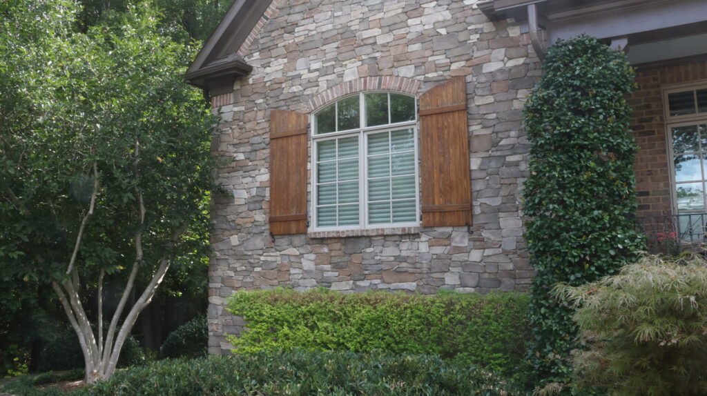 Custom-shaped window with grids
