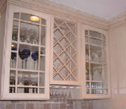 Examples/KitchenCabinet_with_winerack.jpg